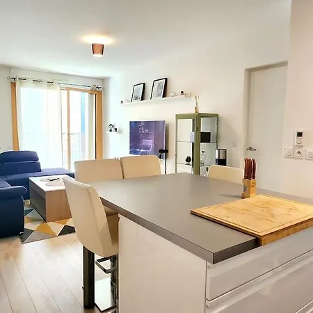 Apartment Comfort -parking&fibre #welcomehome Gare Colombes Colombes (Hauts-de-Seine)